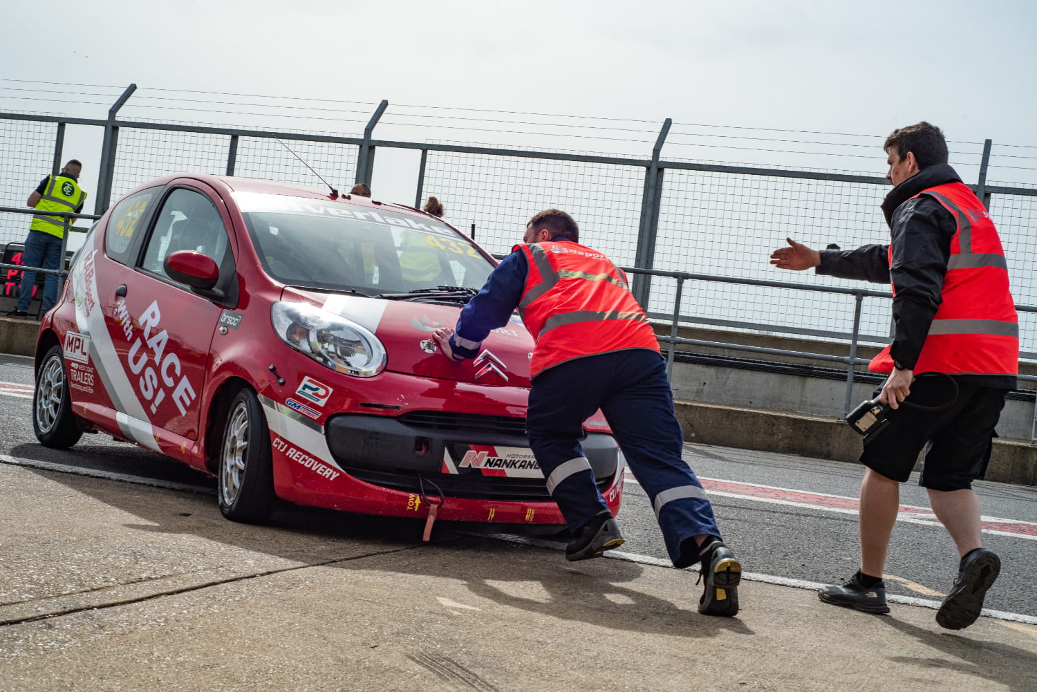 Rabsport C1 Endurance Series Pit Stop (1)