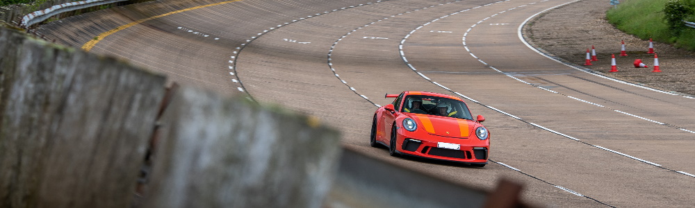 car handling on the high speed bowl 1